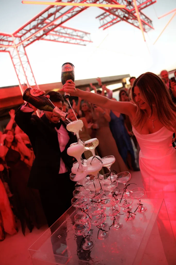 modern luxury wedding ceremony santorini caldera47jpg