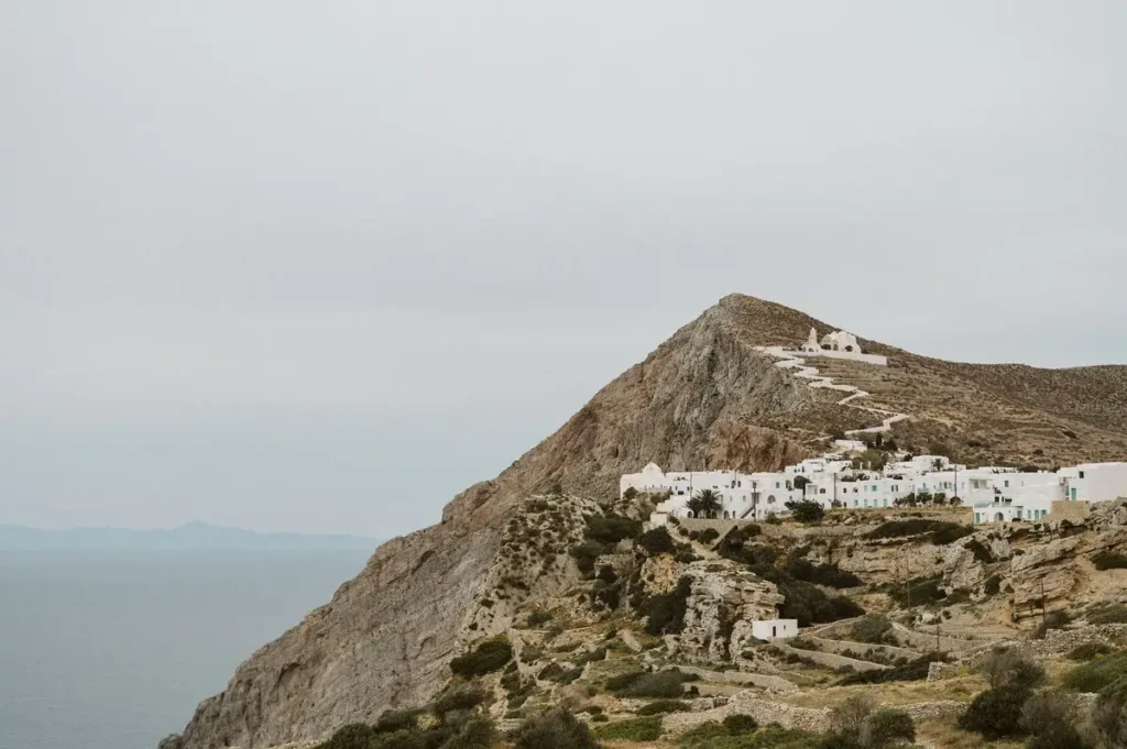 traditional wedding folegandros greece jpg100